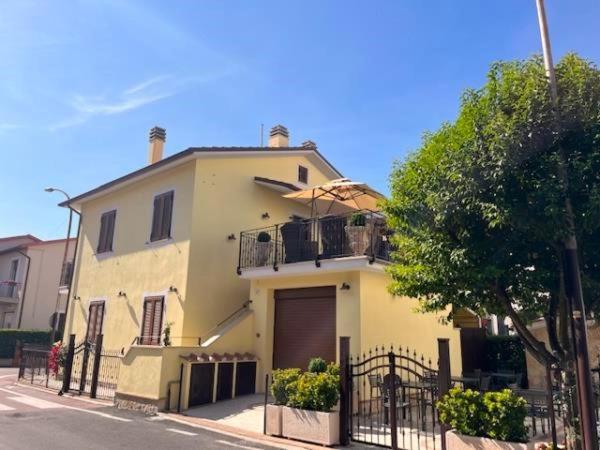 Scappo In Umbria, Apartments Narni Scalo Exterior photo